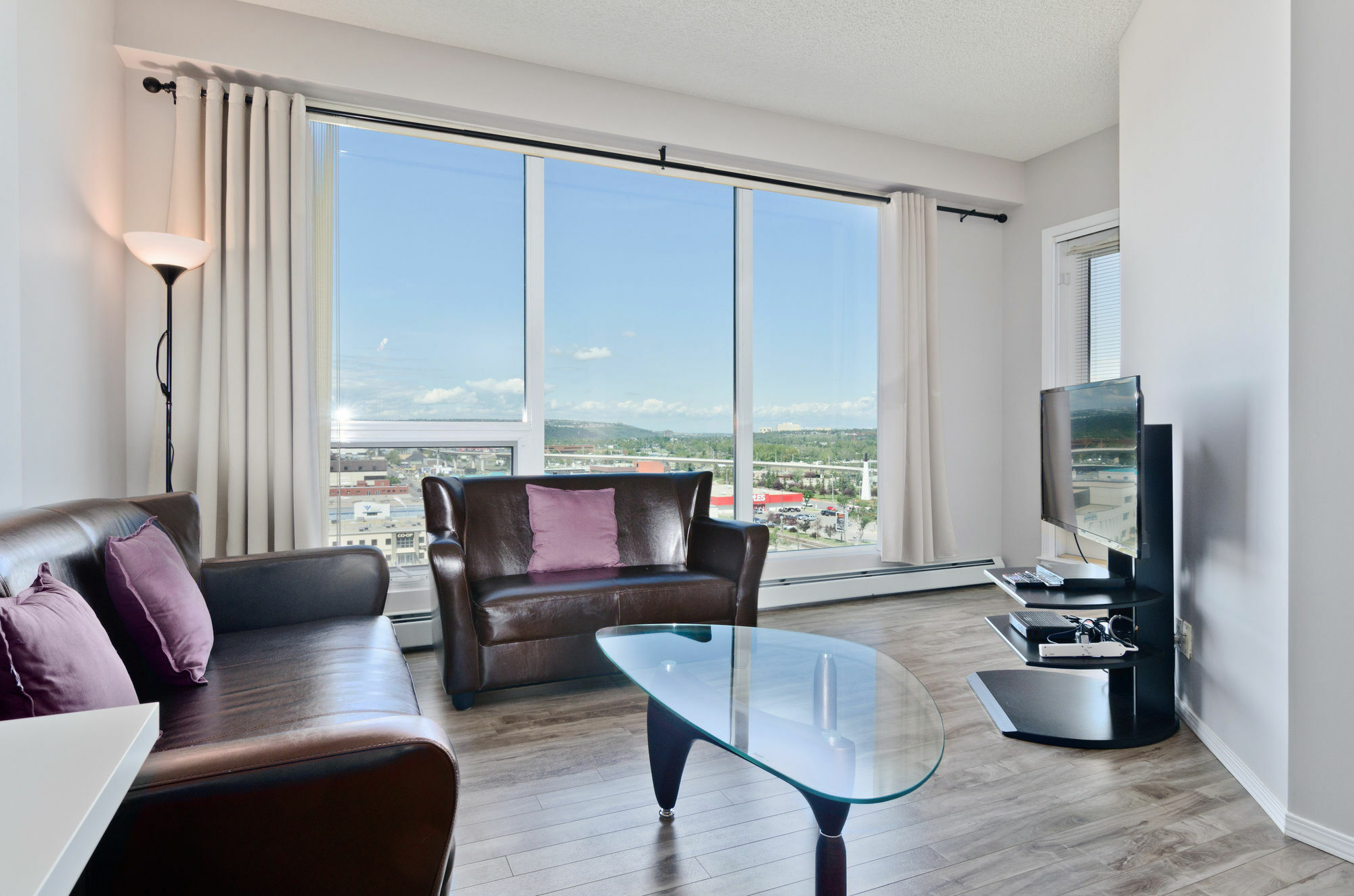 O Vantage Pointe Hotel Calgary